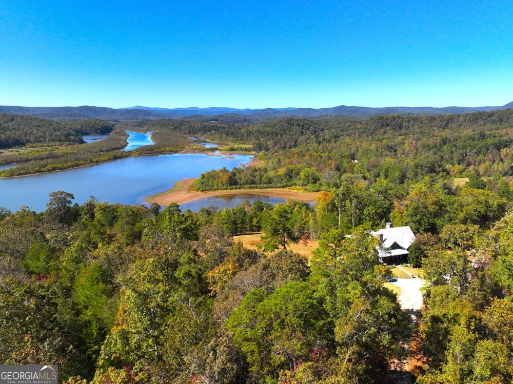 284 River RD Westminster, SC 29693