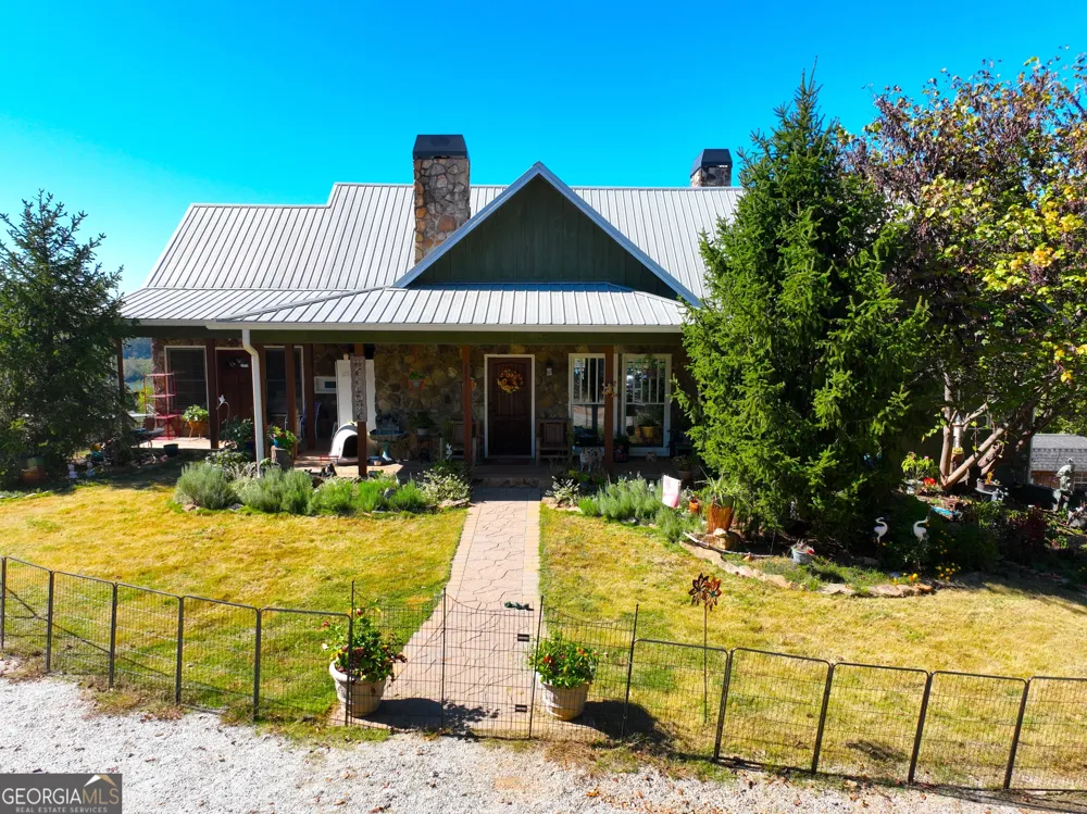 284 River RD Westminster, SC 29693