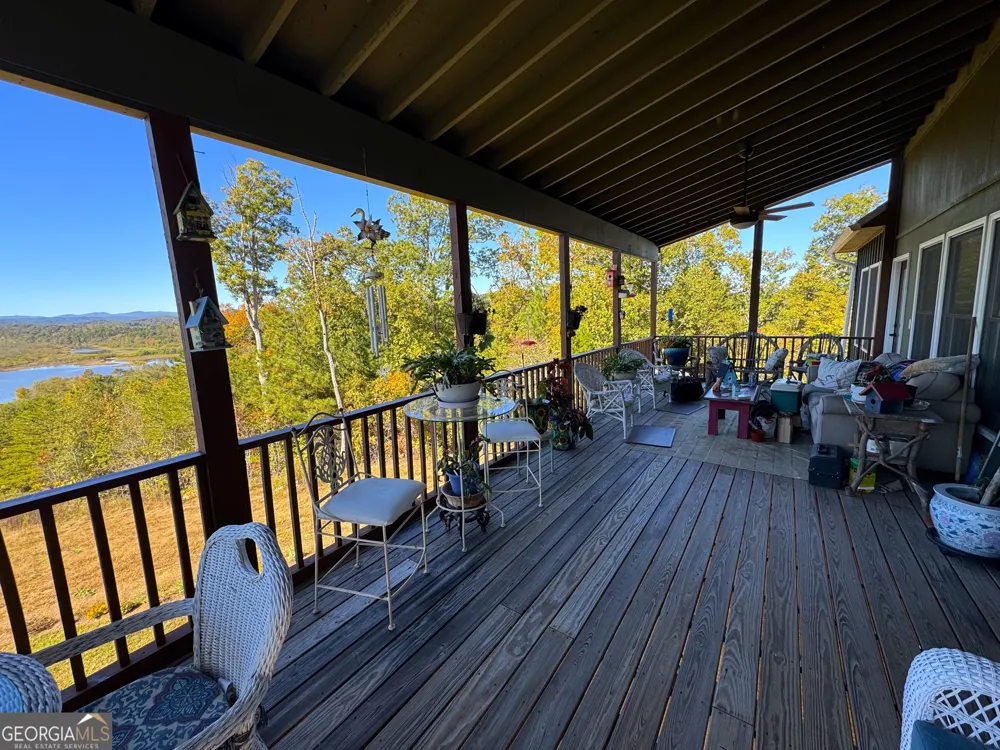 284 River RD Westminster, SC 29693