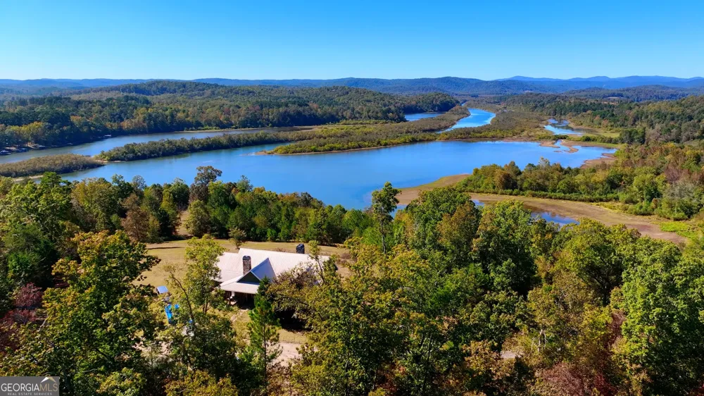 284 River RD Westminster, SC 29693