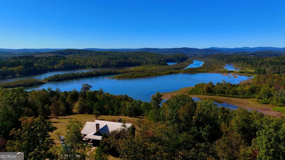 284 River RD Westminster, SC 29693