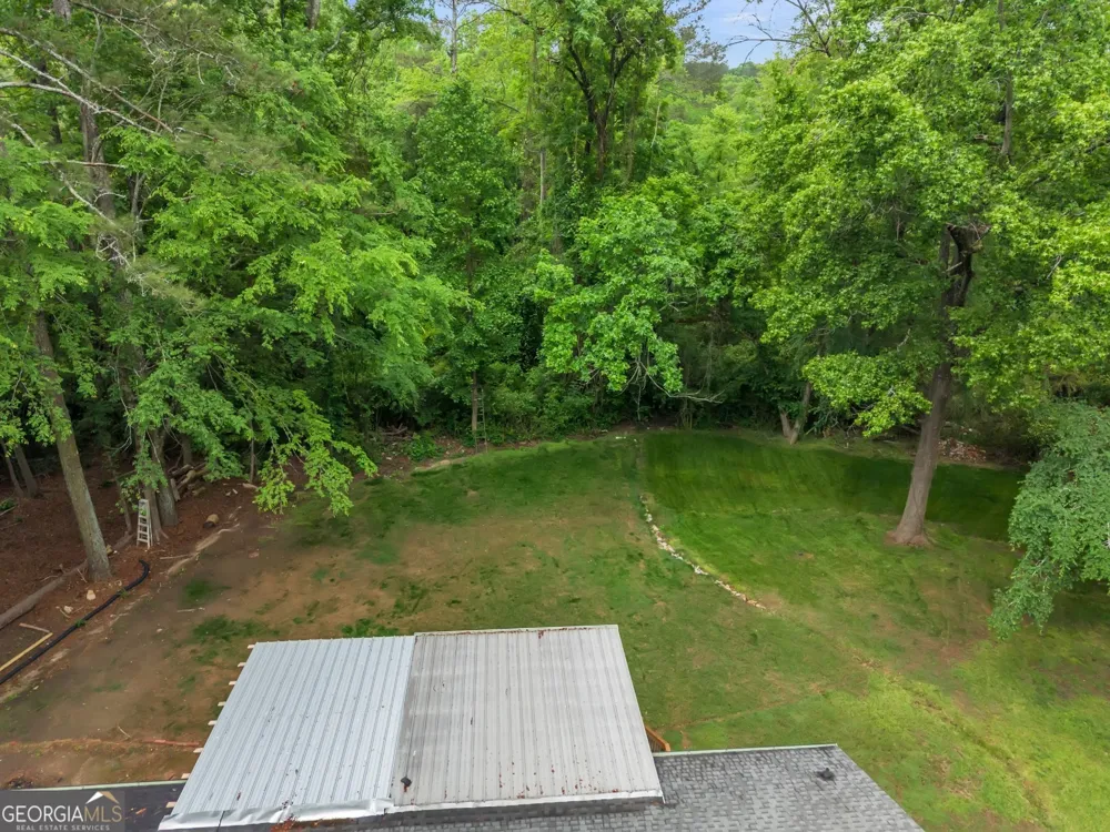 3186 White RD NE Conyers, GA 30012