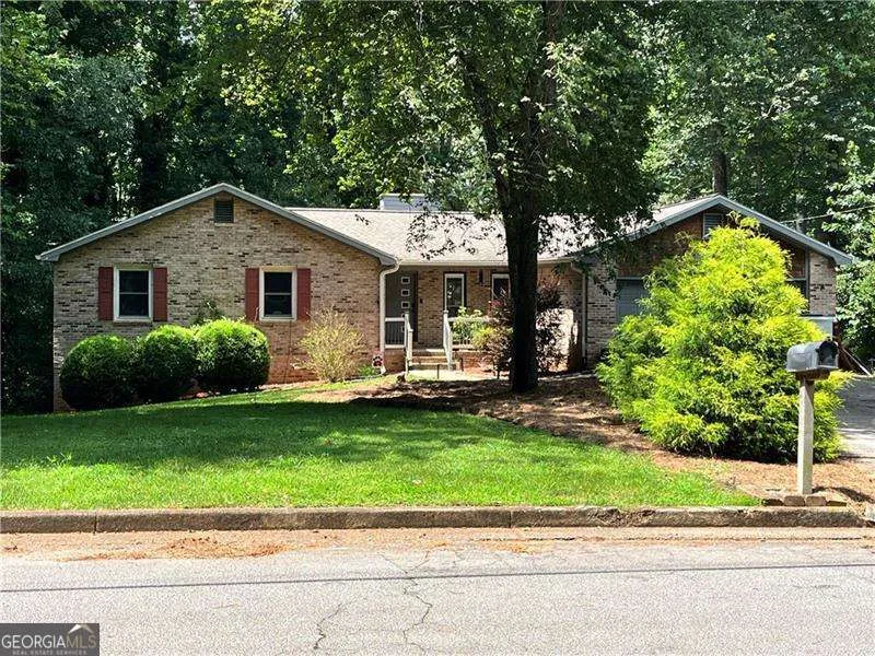 7970 Sweetwater DR Douglasville, GA 30135
