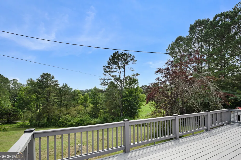 1945 Big Ridge RD Talking Rock, GA 30175