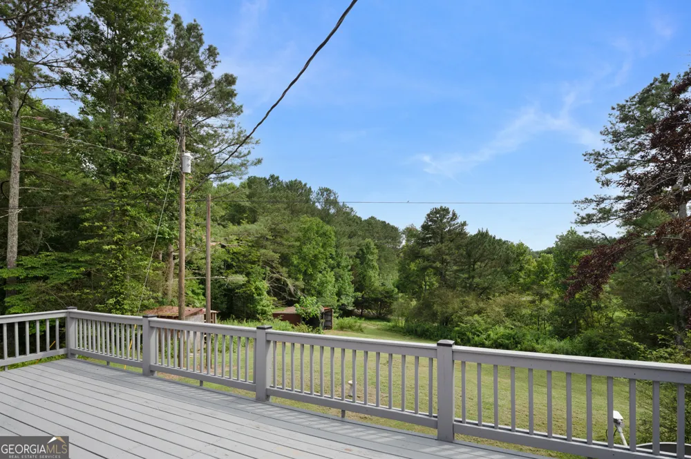 1945 Big Ridge RD Talking Rock, GA 30175