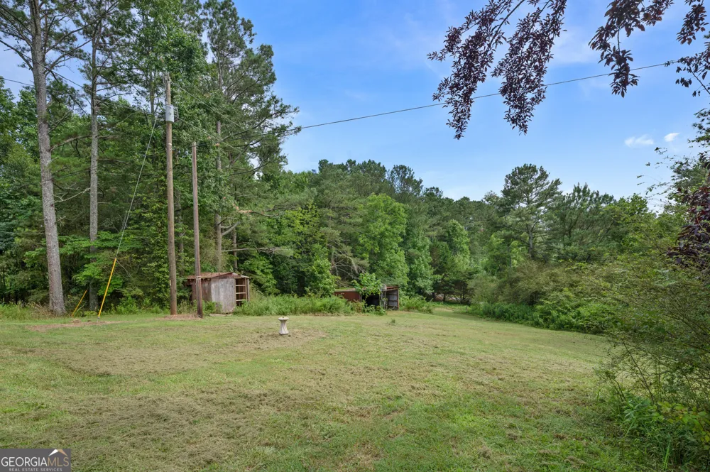 1945 Big Ridge RD Talking Rock, GA 30175