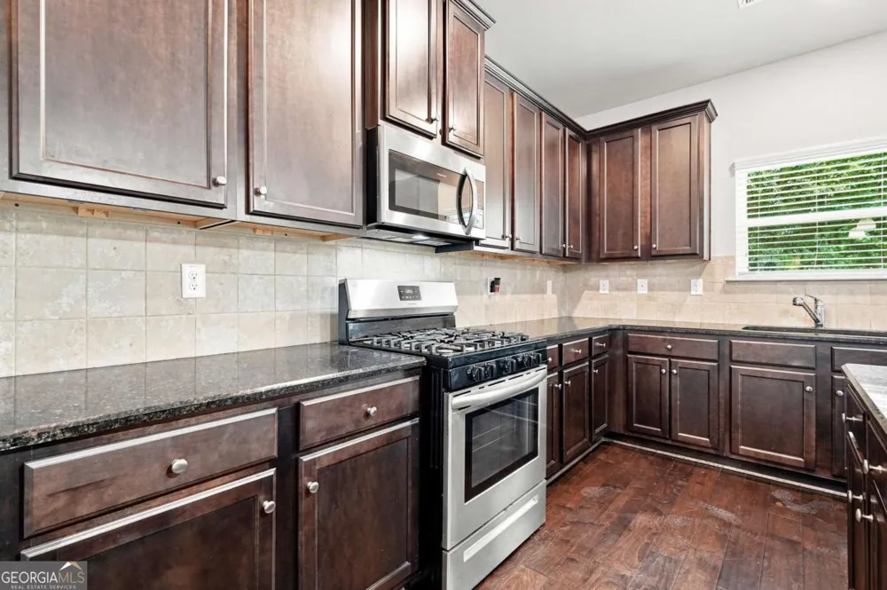 6323 Oakwell PL Fairburn, GA 30213