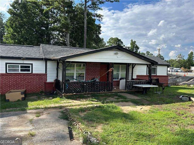 4233 Cantrell RD NW Acworth, GA 30101