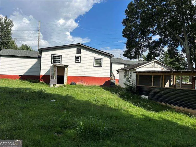 4233 Cantrell RD NW Acworth, GA 30101