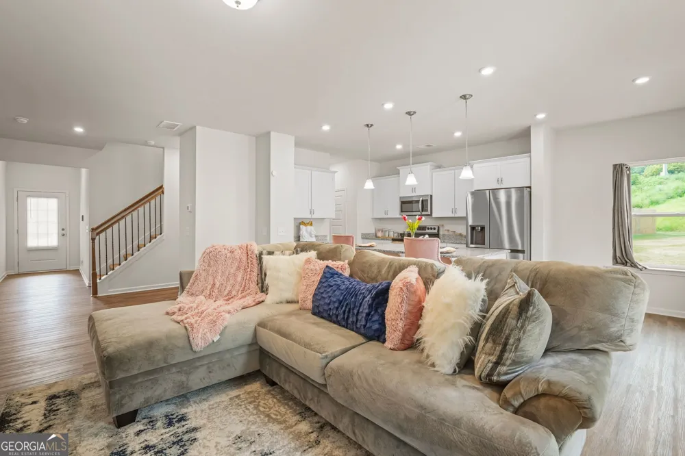 10 Kane DR Jasper, GA 30143