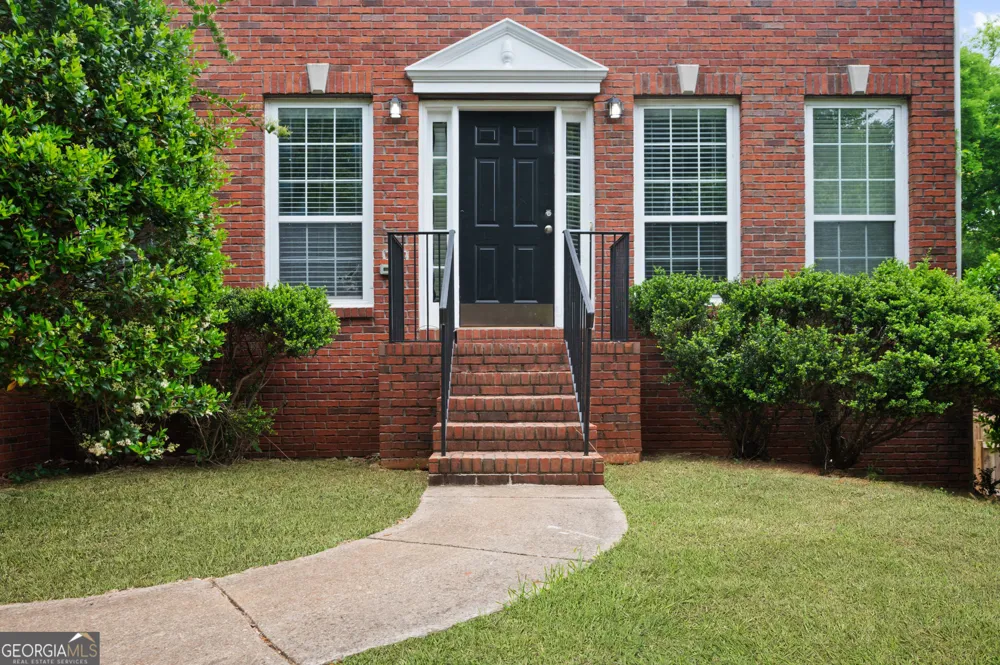 3890 Brentview PL NW Kennesaw, GA 30144