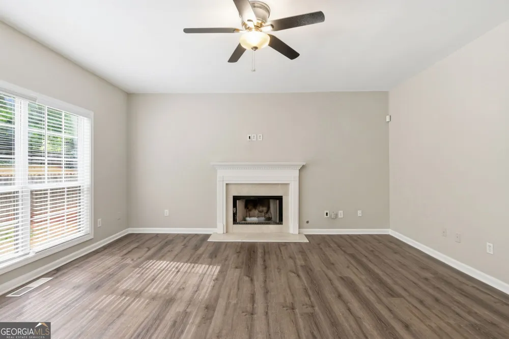 3890 Brentview PL NW Kennesaw, GA 30144