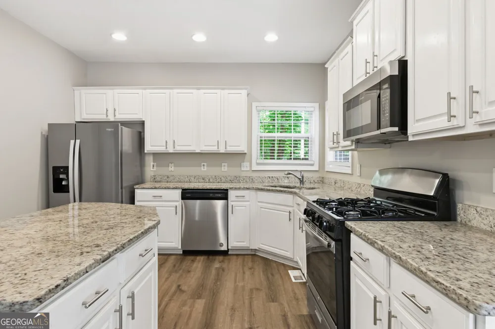 3890 Brentview PL NW Kennesaw, GA 30144