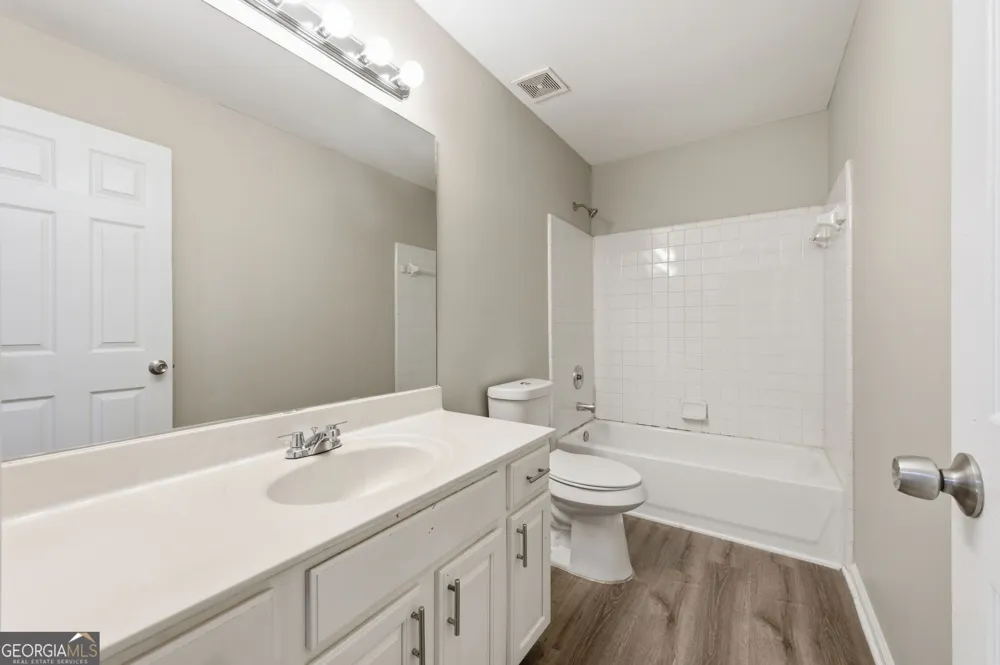 3890 Brentview PL NW Kennesaw, GA 30144