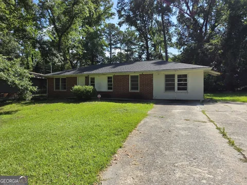 2741 Coral WAY