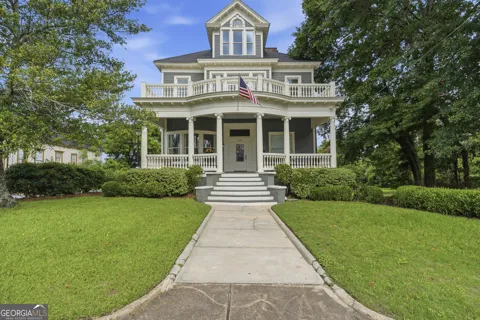 605 Arlington PL