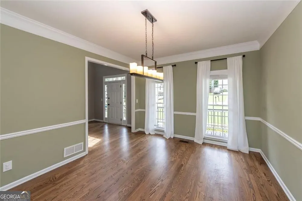 95 Valleyside DR Dallas, GA 30157