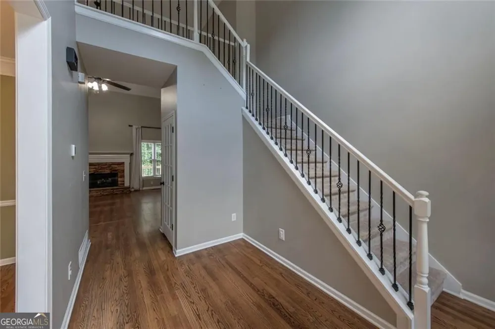 95 Valleyside DR Dallas, GA 30157