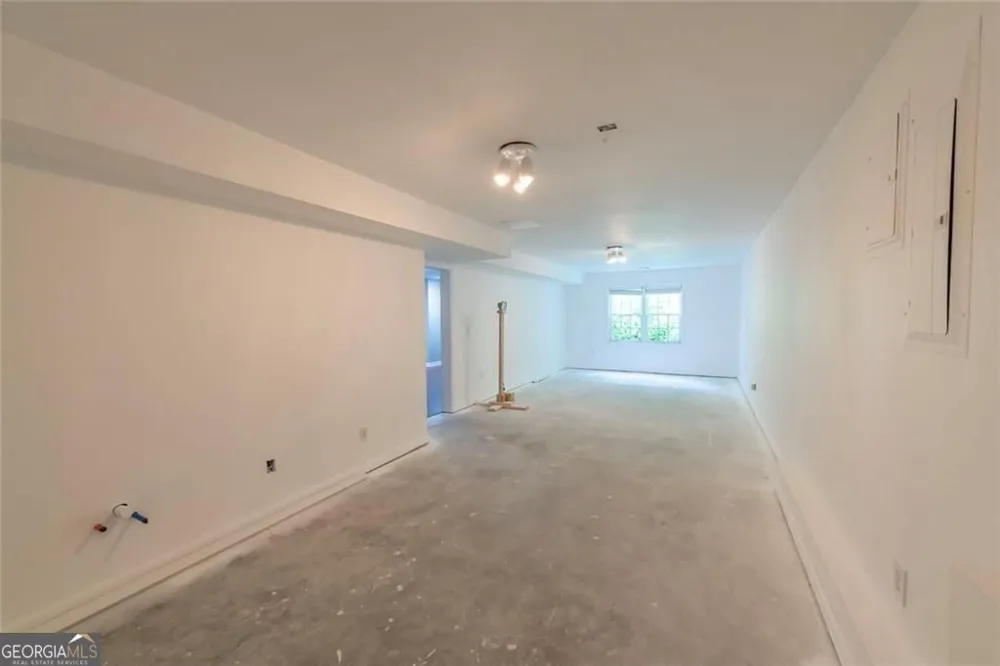 95 Valleyside DR Dallas, GA 30157