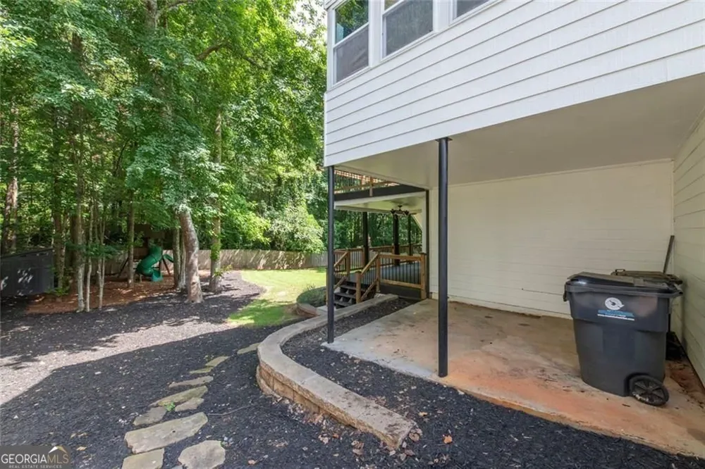 95 Valleyside DR Dallas, GA 30157
