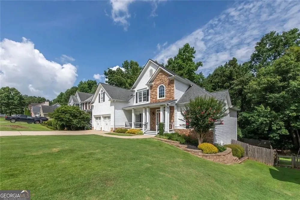 95 Valleyside DR Dallas, GA 30157
