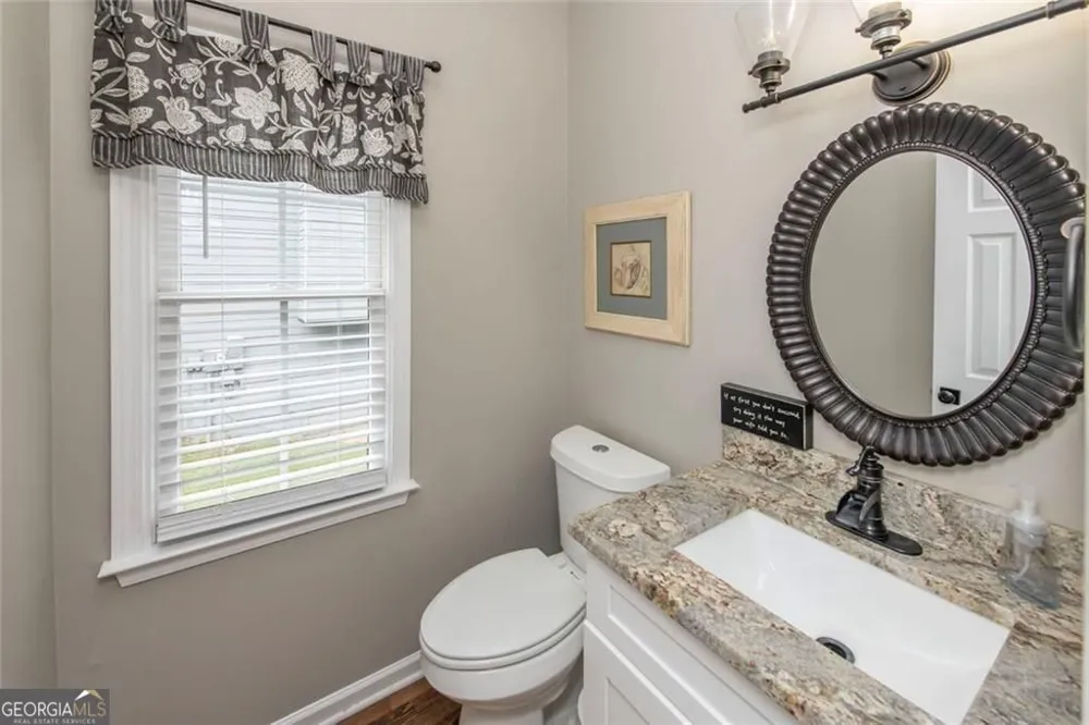 95 Valleyside DR Dallas, GA 30157