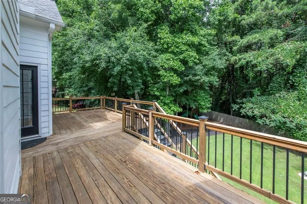 95 Valleyside DR Dallas, GA 30157