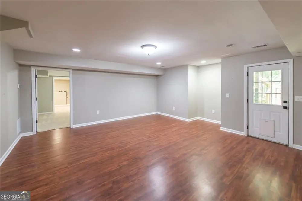 95 Valleyside DR Dallas, GA 30157
