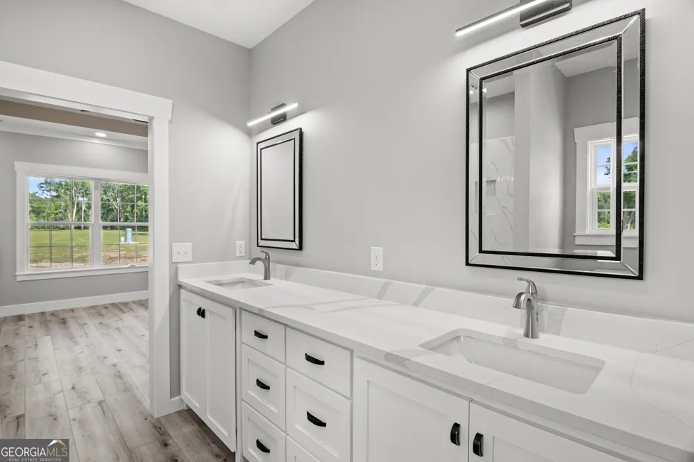 93 Riverside DR Jesup, GA 31545