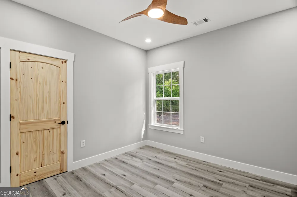 93 Riverside DR Jesup, GA 31545