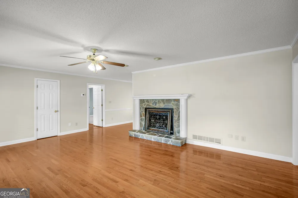 135 Tramore TRCE Tyrone, GA 30290