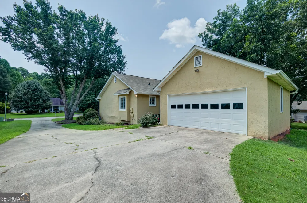 135 Tramore TRCE Tyrone, GA 30290
