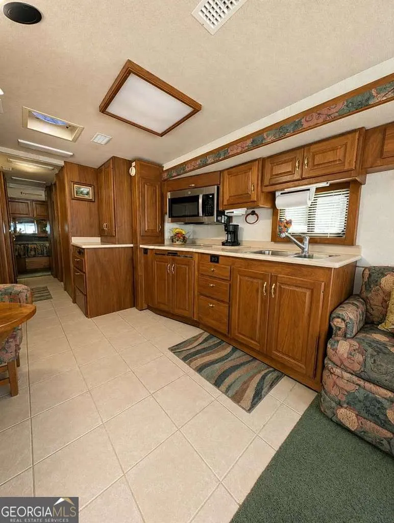 128 Bear BND Blairsville, GA 30512
