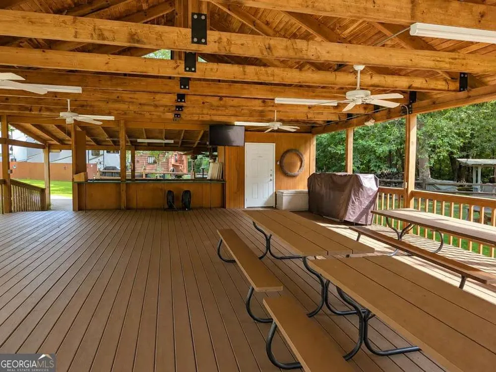 128 Bear BND Blairsville, GA 30512