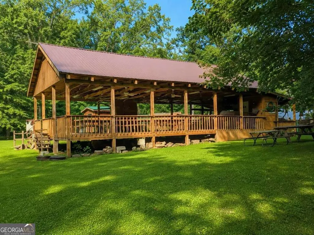 128 Bear BND Blairsville, GA 30512