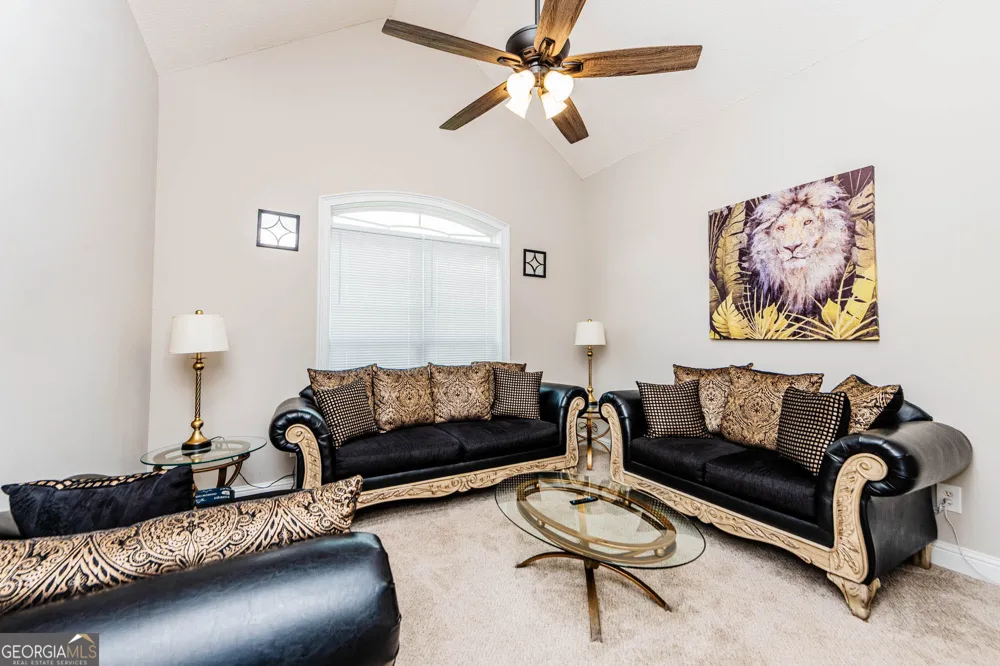 103 June Crest CT Byron, GA 31008
