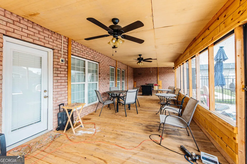 103 June Crest CT Byron, GA 31008