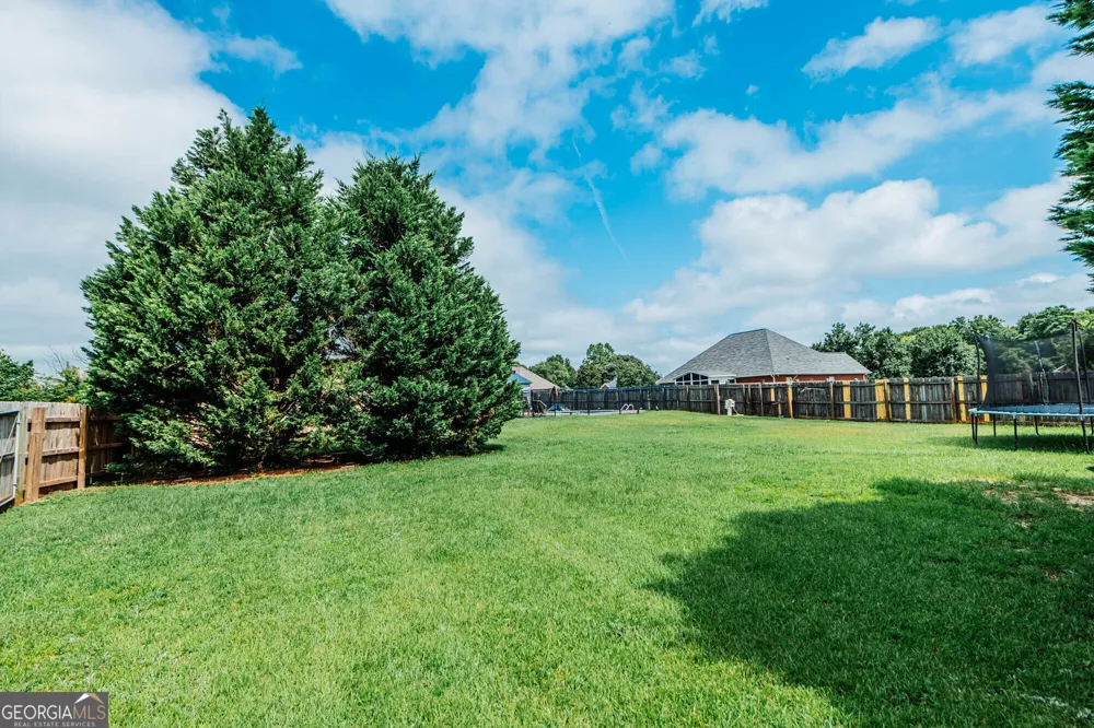 103 June Crest CT Byron, GA 31008