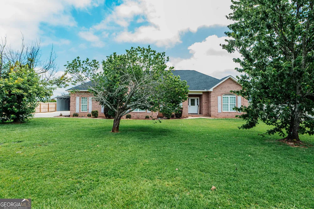 103 June Crest CT Byron, GA 31008