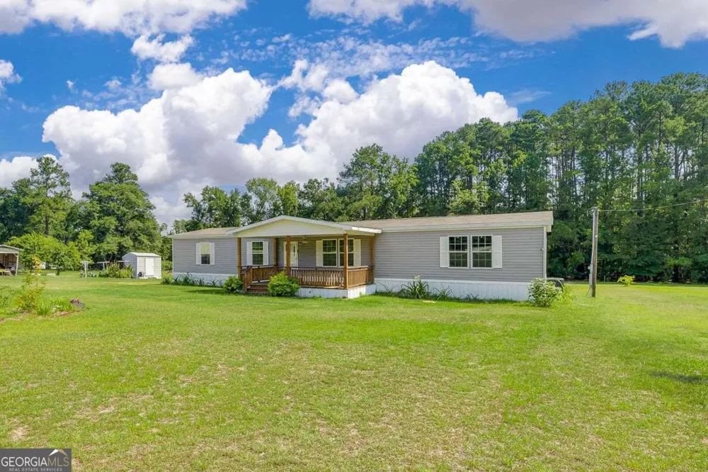 5599 Savannah HWY Sylvania, GA 30467