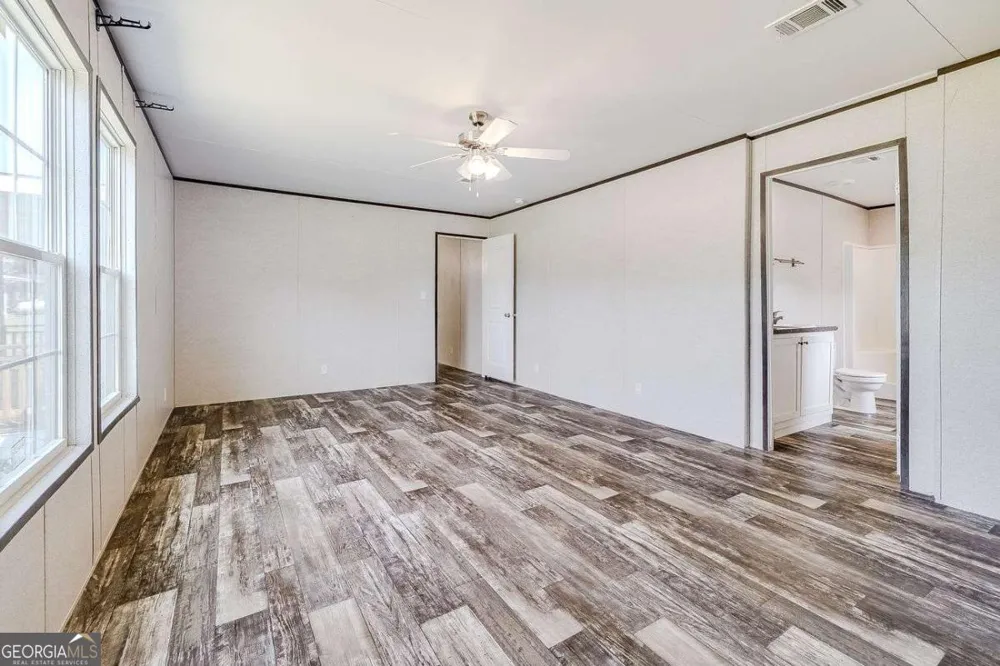 5599 Savannah HWY Sylvania, GA 30467