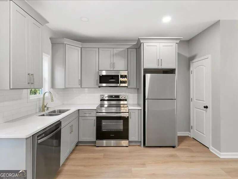 60 Luka WAY Pendergrass, GA 30567