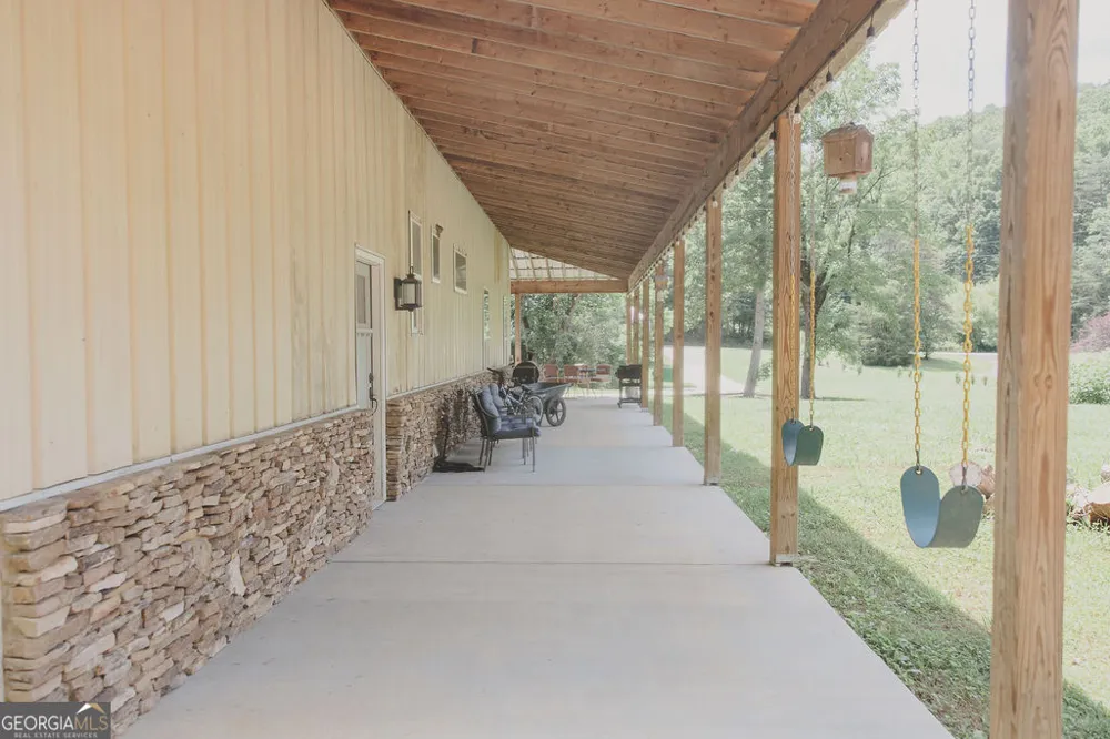 1576 Dripping Springs RD LaFayette, GA 30728