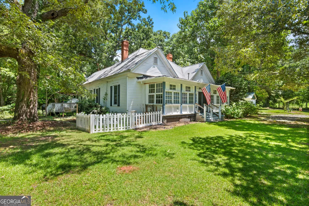 107 Sixth AVE Mansfield, GA 30055