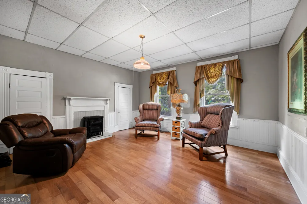 107 Sixth AVE Mansfield, GA 30055