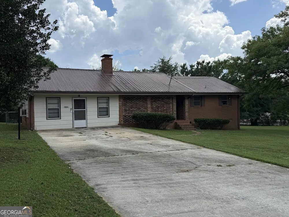 8132 Birch DR Covington, GA 30014