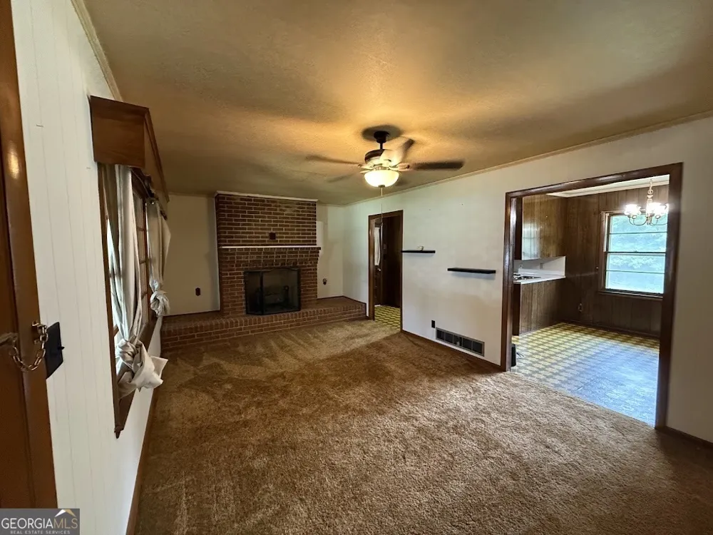 8132 Birch DR Covington, GA 30014