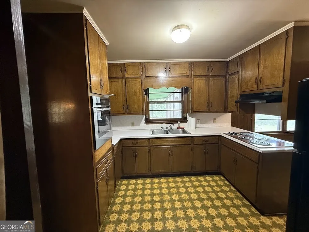 8132 Birch DR Covington, GA 30014