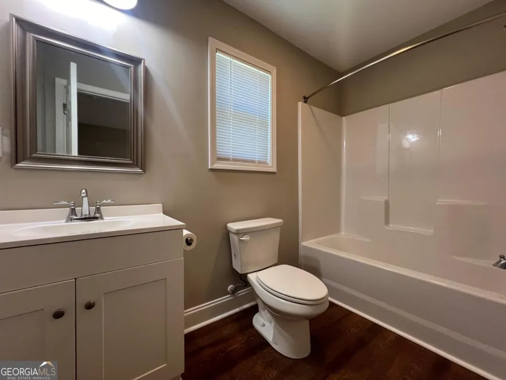 19 Myrtle DR Gainesville, GA 30501