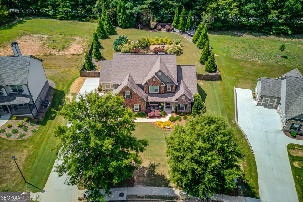 1433 Henderson Ridge LN Loganville, GA 30052